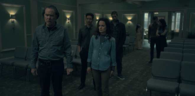 Thách bạn ngủ ngon với 12 cảnh rùng rợn nhất từ The Haunting of Hill House - cực phẩm kinh dị nhà Netflix (Phần cuối) - Ảnh 1.