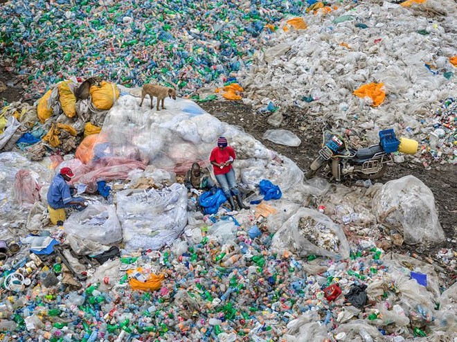 Những bức ảnh Anthropocene: Con người t&agrave;n ph&aacute; Tr&aacute;i đất như thế n&agrave;o - Ảnh 3.