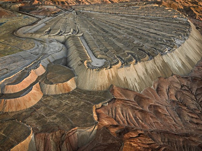 Những bức ảnh Anthropocene: Con người t&agrave;n ph&aacute; Tr&aacute;i đất như thế n&agrave;o - Ảnh 5.