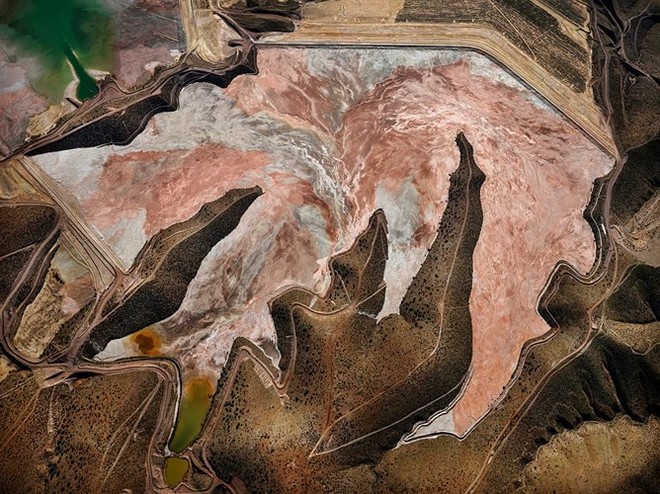 Những bức ảnh Anthropocene: Con người t&agrave;n ph&aacute; Tr&aacute;i đất như thế n&agrave;o - Ảnh 9.