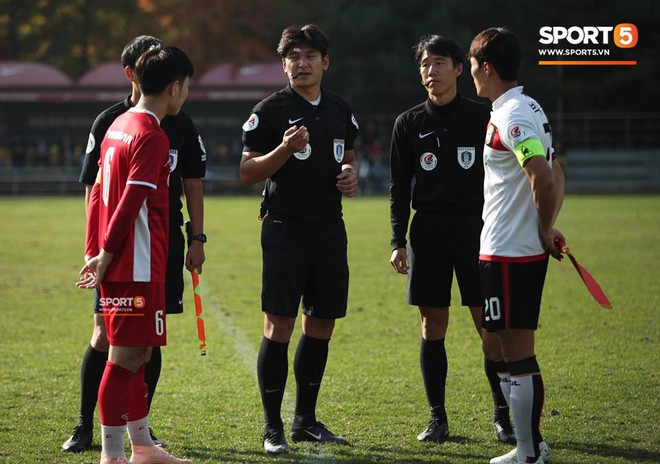 AFF CUP: HLV Park tìm người thay thế Văn Thanh, Công Phượng tập riêng- Ảnh 1.