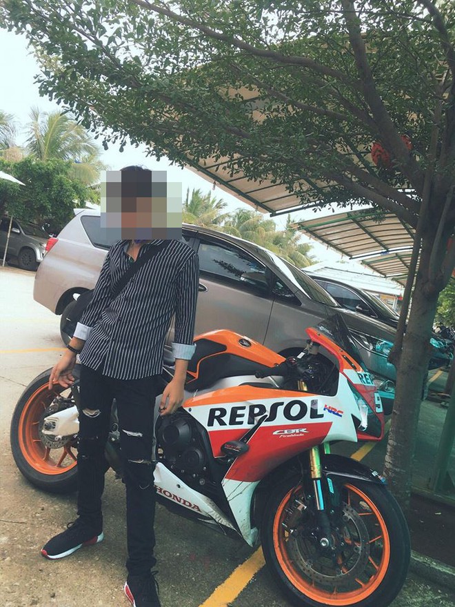 Nhắc đến b&agrave; ngoại, nghi phạm 15 tuổi ứa nước mắt khai b&aacute;o s&aacute;t hại t&agrave;i xế GrabBike v&igrave; ước mơ c&oacute; 1 chiếc xe tay c&ocirc;n - Ảnh 1.