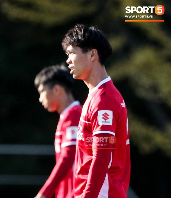 Việt Nam 2-1 Seoul FC: Dấu ấn cặp bài trùng Quang Hải - Công Phượng - Ảnh 1.