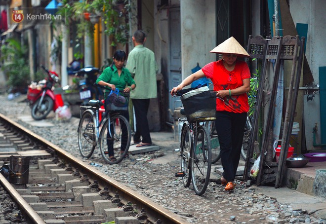 Hà Nội: Xóm đường tàu đẹp không kém làng cổ Thập Phần, Đài Loan - Ảnh 15.