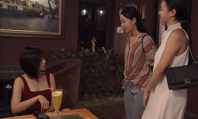 Quỳnh B&uacute;p B&ecirc; tập 21: Quỳnh Kool - em g&aacute;i Lan - bị My S&oacute;i dụ v&agrave;o ng&agrave;nh - Ảnh 2.