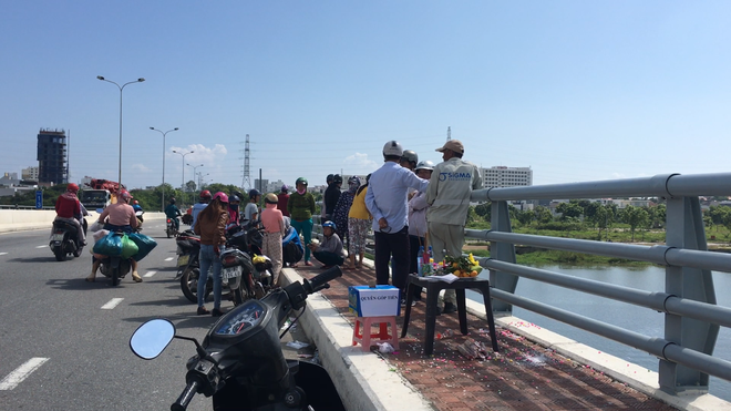Giận người y&ecirc;u, nam thanh ni&ecirc;n 24 tuổi đập n&aacute;t điện thoại rồi nhảy cầu tự tử - Ảnh 4.