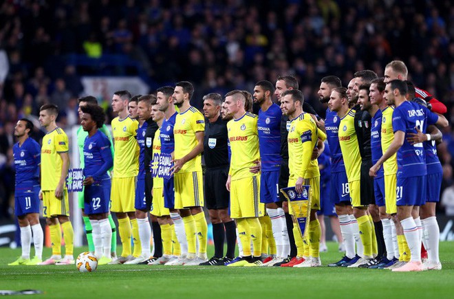 Si&ecirc;u dự bị lập hat-trick đầu ti&ecirc;n trong đời, Chelsea l&agrave;m gỏi vị kh&aacute;ch phương xa - Ảnh 1.