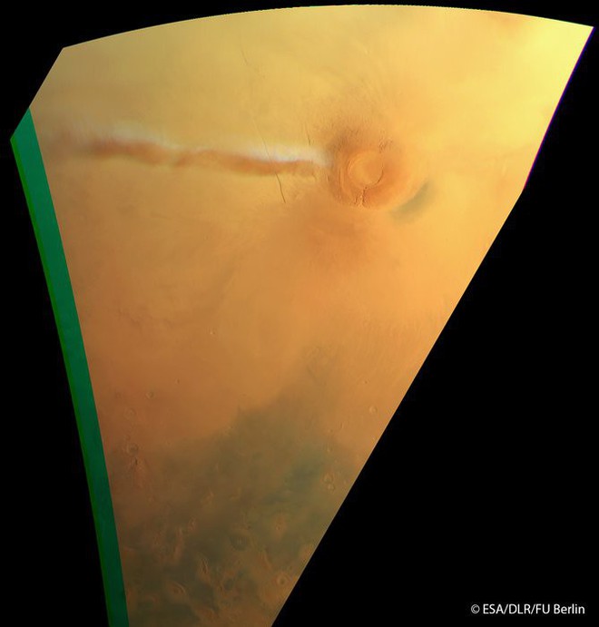 Ngay lúc này có một đám khói trắng đang lơ lửng trên bề mặt sao Hỏa và đây là sự thật đằng sau nó - Ảnh 2.
