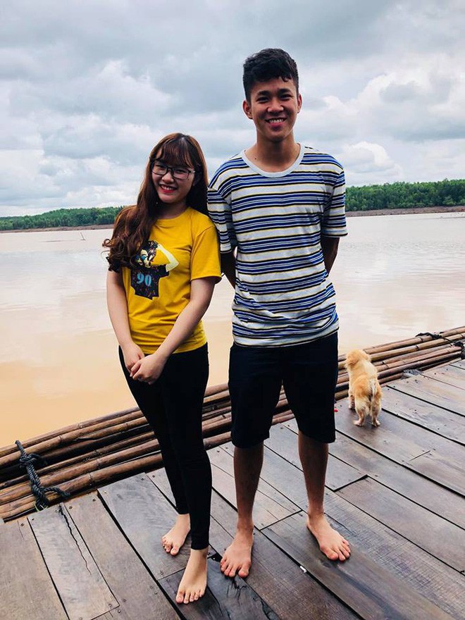 Thêm một Hot boy U19 với nụ cười ngọt ngào, được ví là hậu duệ của Văn Toàn - Ảnh 8.