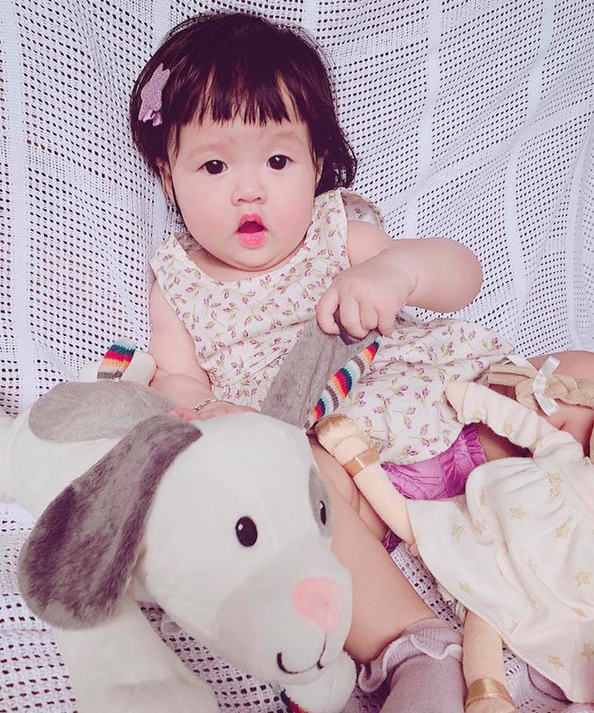 Khoe khoảnh khắc cực đáng yêu của con gái, Đặng Thu Thảo hạnh phúc tiết lộ: “Lần đầu chị ấy gọi ba” - Ảnh 2.