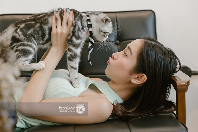Clip: Lần đầu ti&ecirc;n, Jun Vũ h&eacute; lộ cuộc sống đời thường v&agrave; trả lời tất tần tật những c&acirc;u hỏi h&oacute;c b&uacute;a nhất! - Ảnh 3.