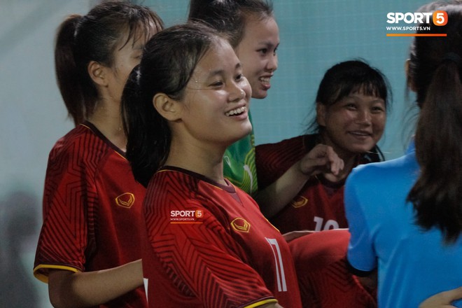 Sau trận thắng huỷ diệt, U19 nữ Việt Nam lại xuất sắc đ&aacute;nh bại U19 Jordan để tiến s&acirc;u ở V&ograve;ng loại ch&acirc;u &Aacute; - Ảnh 6.