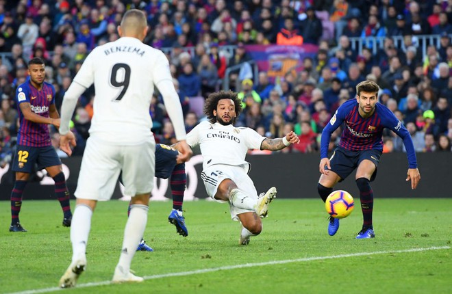 Bạn tri kỷ của Messi ghi 3 b&agrave;n, Real Madrid thảm bại nhục nh&atilde; 1-5 trước Barca ở trận Si&ecirc;u kinh điển - Ảnh 13.