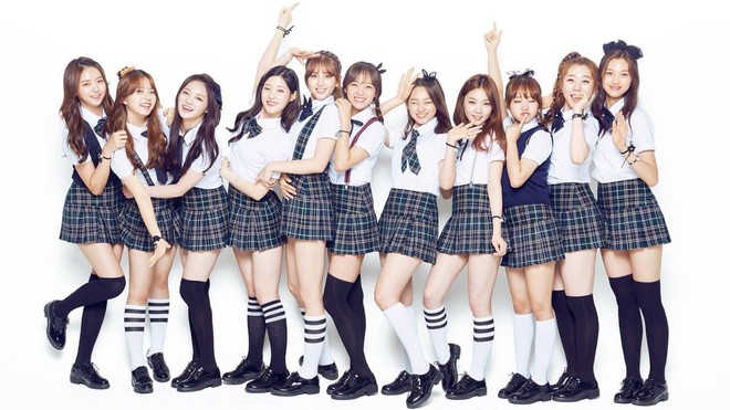 Ai cũng đo&aacute;n IZ*ONE sẽ flop nhưng nh&oacute;m vừa lập kỉ lục trong nước lẫn l&ecirc;n ng&ocirc;i iTunes đ&acirc;y n&agrave;y! - Ảnh 2.