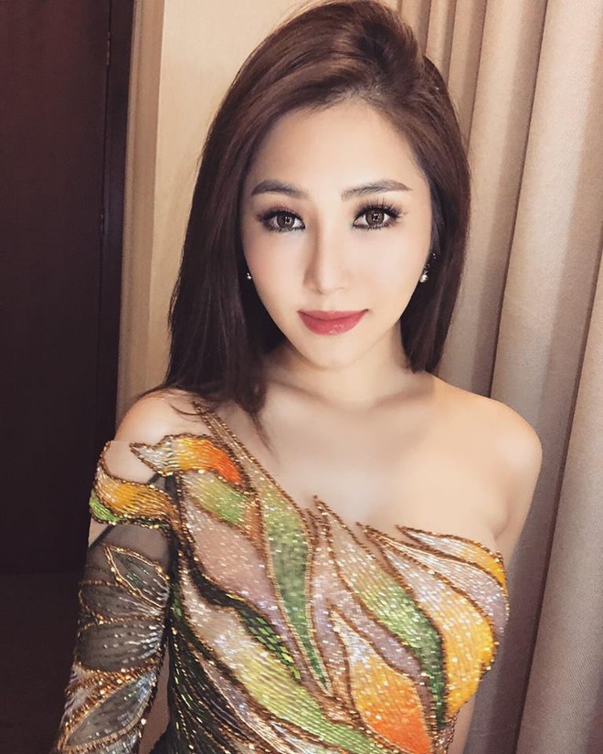 Hương Tr&agrave;m li&ecirc;n tục mất ngủ, stress đến mức tự b&oacute;c tay rỉ m&aacute;u khiến người h&acirc;m mộ lo lắng - Ảnh 3.