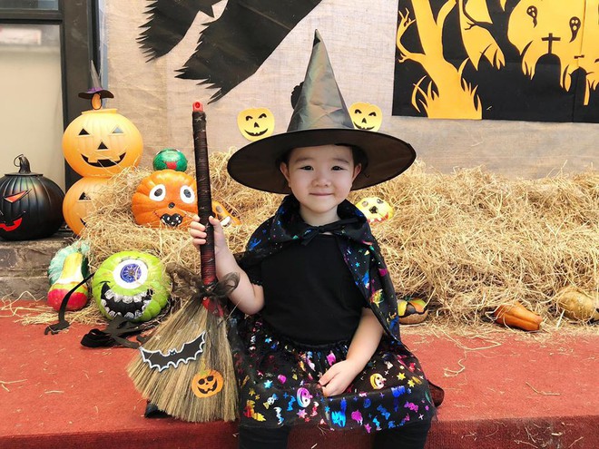 Khi các nhóc tì nhà sao Việt hào hứng nhập hội Halloween: Cả thế giới trong truyện cổ tích cùng xuất hiện giữa đời thực! - Ảnh 12.