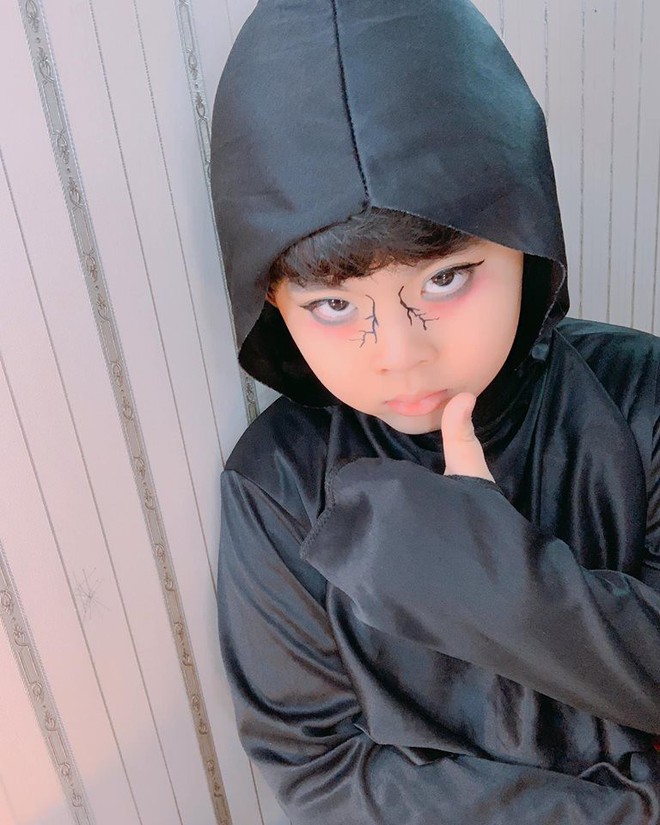 Khi c&aacute;c nh&oacute;c t&igrave; nh&agrave; sao Việt h&agrave;o hứng nhập hội Halloween: Cả thế giới trong truyện cổ t&iacute;ch c&ugrave;ng xuất hiện giữa đời thực! - Ảnh 6.