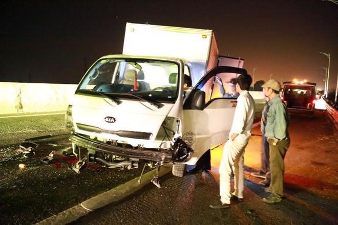 Tai nạn cao tốc Quảng Ninh - Hải Phòng 2 người chết 3 người bị thương - Ảnh 2.