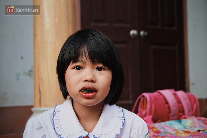 Về thăm ngôi làng ở Hà Nội có 1.000 quả cau mới cưới được vợ, người lớn trẻ nhỏ lúc nào môi cũng đỏ hồng - Ảnh 10.