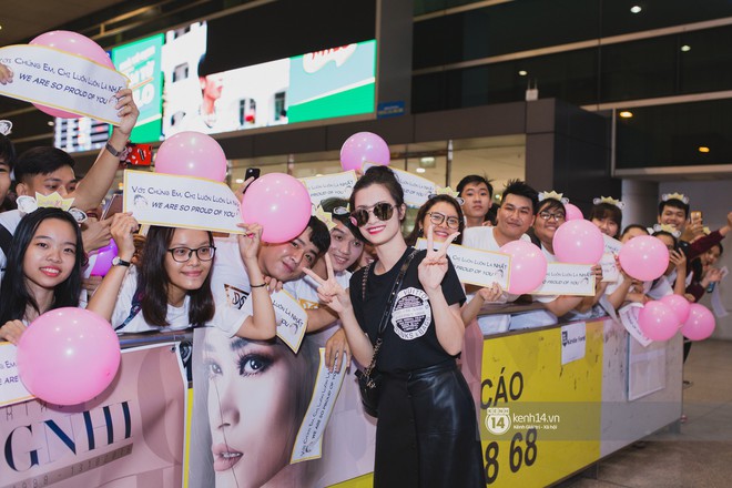 Trở về nước sau m&agrave;n tr&igrave;nh diễn tuyệt vời tại Nhật Bản, Đ&ocirc;ng Nhi lọt thỏm trong v&ograve;ng v&acirc;y của đội fan h&ugrave;ng hậu  - Ảnh 6.