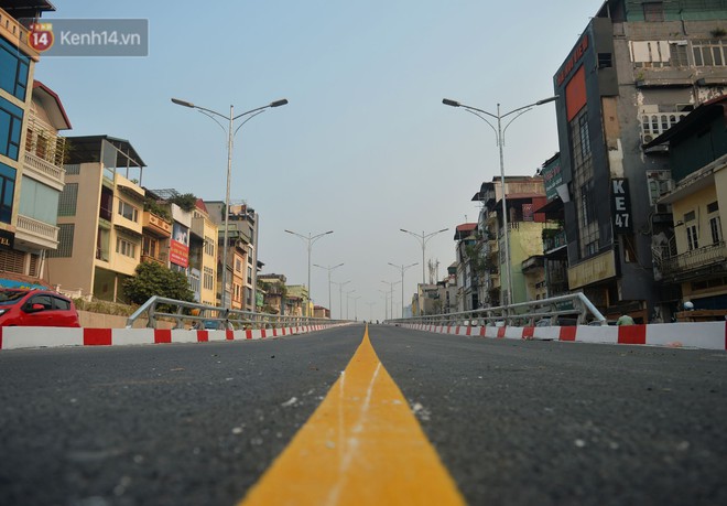 Clip, ảnh: Cận cảnh cầu vượt hơn 300 tỷ ở n&uacute;t giao An Dương - Nghi T&agrave;m trước ng&agrave;y th&ocirc;ng xe - Ảnh 6.