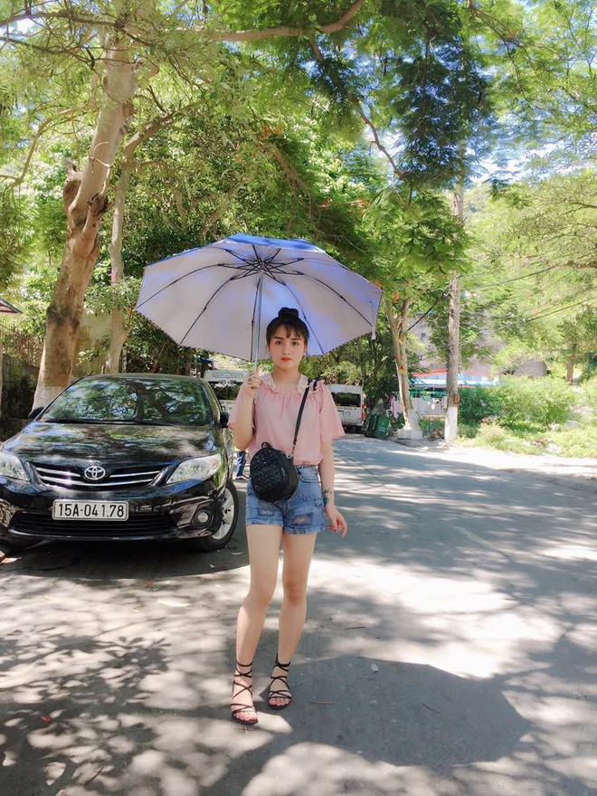 Chưa kịp vui khi t&igrave;m được danh t&iacute;nh cầu thủ hot girl, anh em đ&agrave;nh tiếc h&ugrave;i hụi v&igrave; điều n&agrave;y  - Ảnh 8.