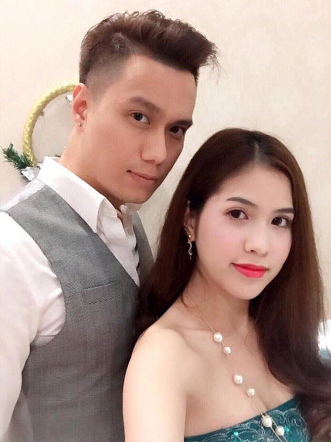 Vợ chồng Việt Anh t&igrave;nh tứ xuất hiện b&ecirc;n nhau, dập tan tin đồn m&acirc;u thuẫn - Ảnh 4.