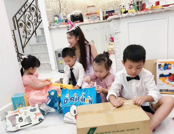 Vợ chồng Đăng Khôi - Thủy Anh tổ chức sinh nhật đơn giản, ấm áp cho con trai tròn 3 tuổi - Ảnh 6.