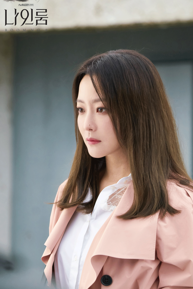 Room No. 9 của Kim Hee Sun: Đâu là sự chịu đựng khủng khiếp nhất mà một người có thể gặp phải? - Ảnh 6.