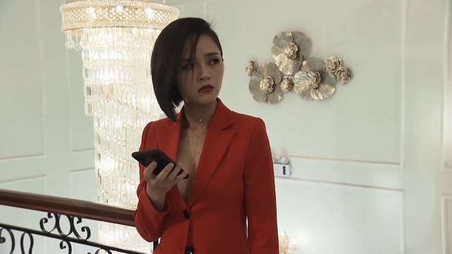 Nh&igrave;n My S&oacute;i h&oacute;ng b&iacute; mật động trời của Quỳnh B&uacute;p B&ecirc;, kh&aacute;n giả lại th&iacute;ch th&uacute; với đ&ocirc;i m&ocirc;i h&ocirc;n vội của c&ocirc;! - Ảnh 5.