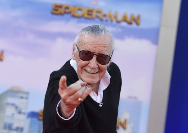 Những năm tháng cuối đời của Stan Lee: Bị vu cáo quấy rối tình dục và chính con gái ruột bòn rút tài sản - Ảnh 1.