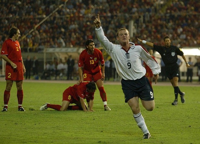 Wayne Rooney vĩ đại, nhưng không bao giờ vĩ đại nhất - Ảnh 1.