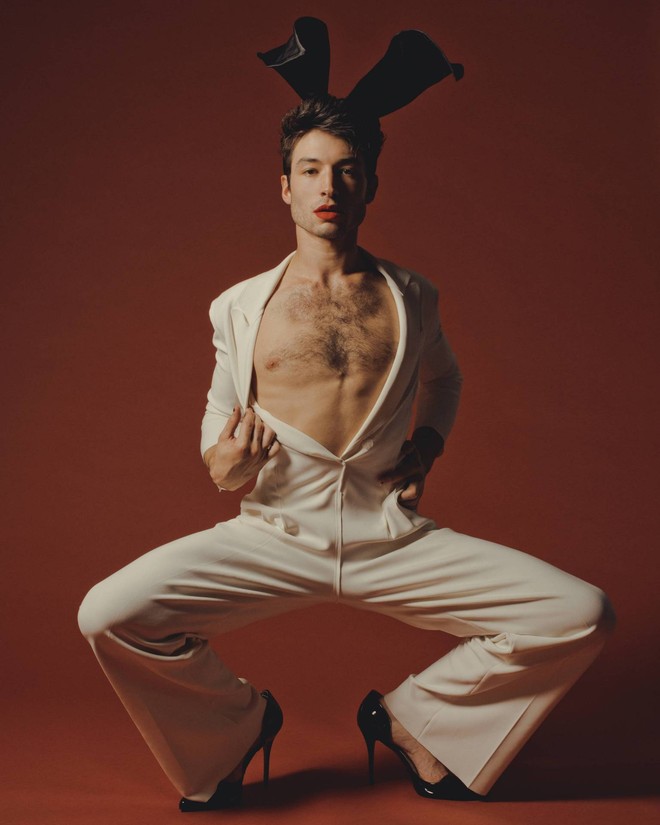 Sự huyền diệu khiến cả Hollywood chao đảo của sinh vật kỳ bí Ezra Miller - Ảnh 9.