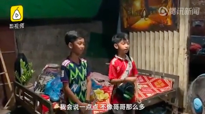 Khoe tài nói được 15 thứ tiếng, cậu bé Campuchia được mời đến Bắc Kinh tham gia chương trình ca hát - Ảnh 2.