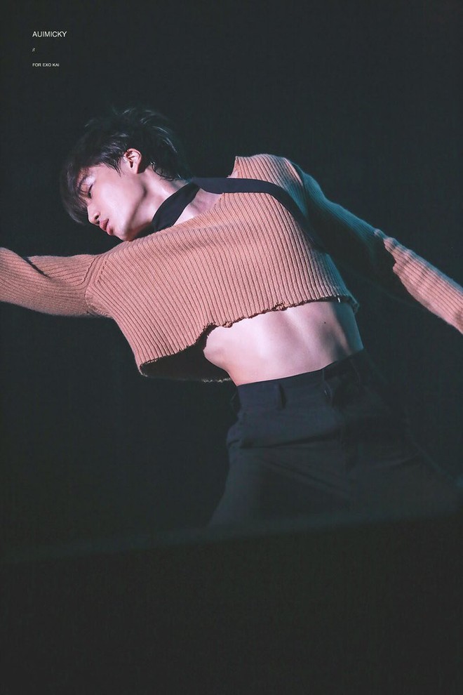 H&oacute;a ra đ&acirc;y l&agrave; c&aacute;ch &ldquo;biểu tượng sexy&rdquo; của EXO chiếm trọn spotlight tr&ecirc;n những s&acirc;n khấu gần đ&acirc;y - Ảnh 3.
