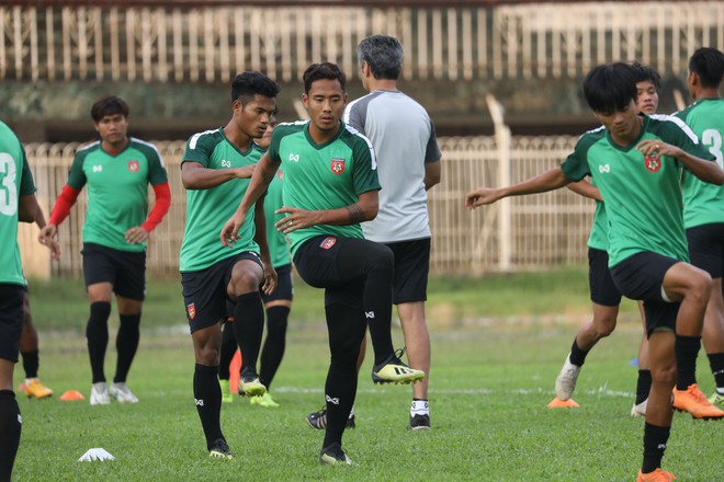 Chủ nhà Myanmar đánh lạc hướng truyền thông Việt Nam trước cuộc so tài ở AFF Cup 2018 - Ảnh 1.