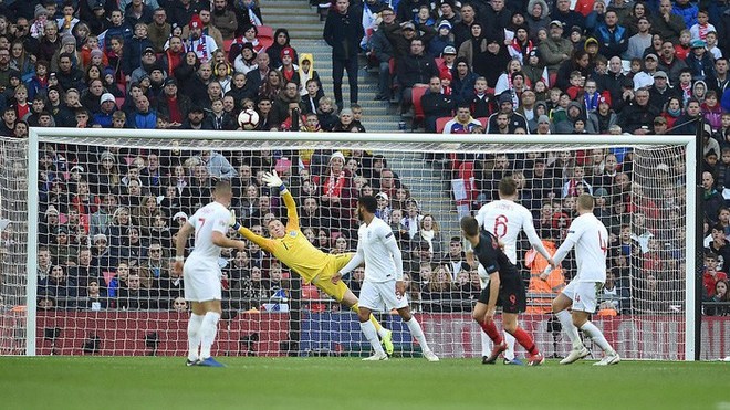 Ngược d&ograve;ng cảm x&uacute;c hạ Croatia, tuyển Anh lấy suất b&aacute;n kết UEFA Nations League của T&acirc;y Ban Nha - Ảnh 4.
