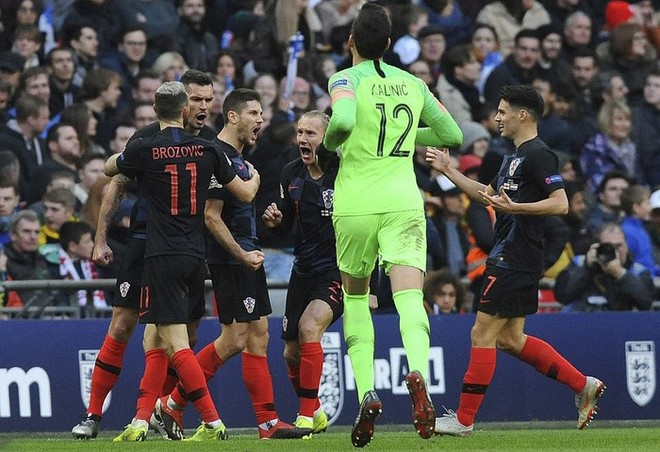 Ngược d&ograve;ng cảm x&uacute;c hạ Croatia, tuyển Anh lấy suất b&aacute;n kết UEFA Nations League của T&acirc;y Ban Nha - Ảnh 5.