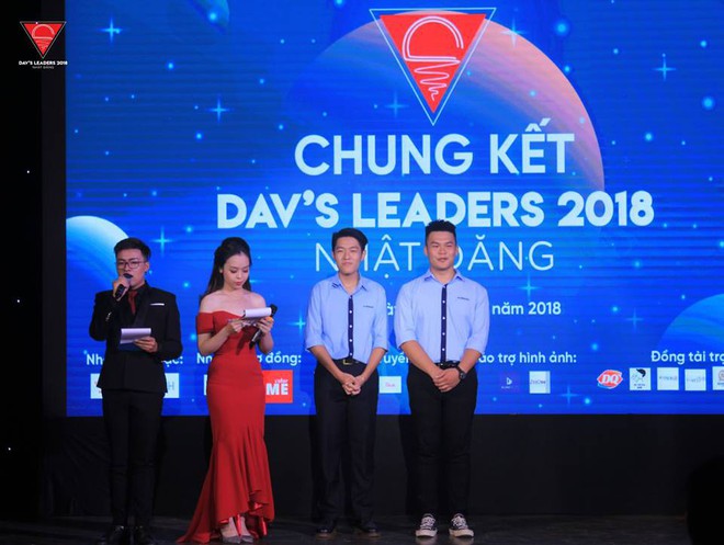 Tranh biện xuất sắc và thuyết phục, cựu học sinh THPT Chu Văn An đăng quang Thủ lĩnh tân sinh viên Ngoại giao - Ảnh 2.