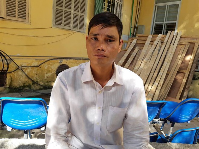 Vụ b&eacute; g&aacute;i bị thiếu ni&ecirc;n 13 tuổi cưỡng hiếp rồi cứa cổ diệt khẩu: Nạn nh&acirc;n đ&atilde; được chuyển xuống H&agrave; Nội phẫu thuật - Ảnh 2.