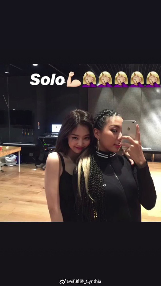 Jennie được dancer b&ecirc;nh vực khi bị tố hời hợt tr&ecirc;n s&acirc;n khấu, tiết lộ về mối quan hệ giữa c&ocirc; v&agrave; CL - Ảnh 2.