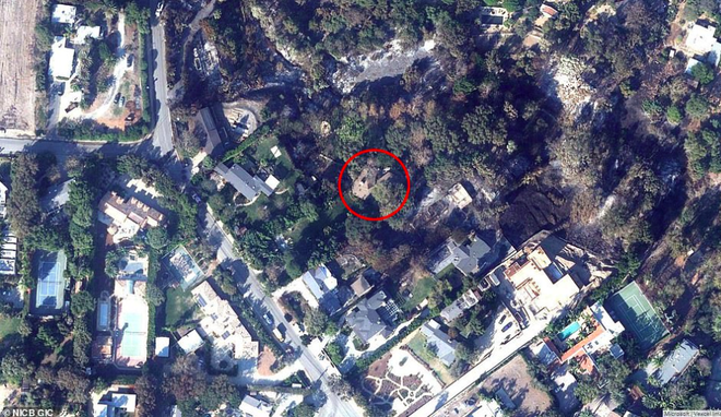 Loạt ảnh vệ tinh về khung cảnh hoang tàn tại nhà Miley Cyrus và nhiều sao khác sau đám cháy rừng ở California - Ảnh 4.