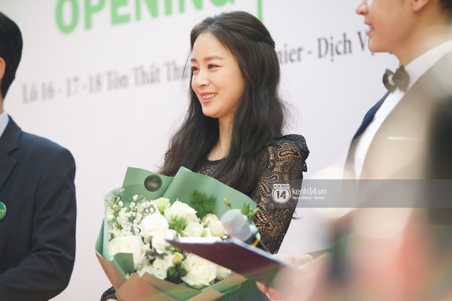 Nữ thần Kim Tae Hee quá xuất thần, thể hiện đẳng cấp mỹ nhân đẹp nhất xứ Hàn tại sự kiện Hà Nội - Ảnh 10.