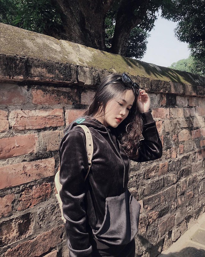 Bản đồ bạn g&aacute;i cầu thủ Việt: Kh&ocirc;ng phải l&agrave; xinh đẹp nhất v&ugrave;ng th&igrave; cũng giỏi kinh doanh, c&oacute; gia thế khủng - Ảnh 17.