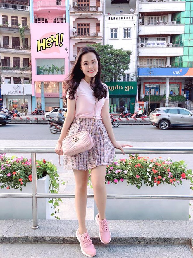Bản đồ bạn g&aacute;i cầu thủ Việt: Kh&ocirc;ng phải l&agrave; xinh đẹp nhất v&ugrave;ng th&igrave; cũng giỏi kinh doanh, c&oacute; gia thế khủng - Ảnh 33.