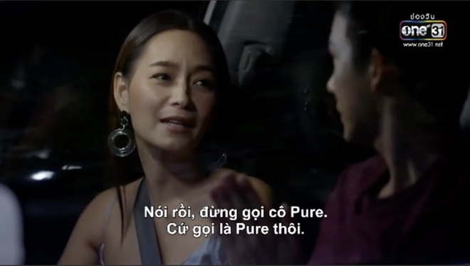 Cưới vợ chưa được bao l&acirc;u, ho&agrave;ng tử nụ cười Push Puttichai y&ecirc;u đương thần tốc Bee Namthip trong Cuộc Chiến Producer - Ảnh 4.