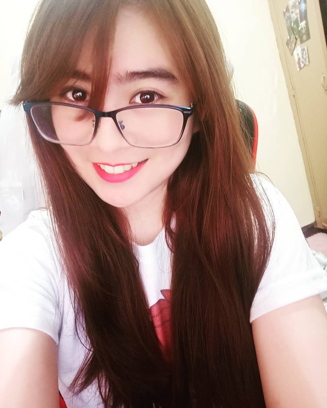 Profile dàn hot girl sẽ cùng streamer Misthy khuấy đảo All Star 2018 - Ảnh 12.