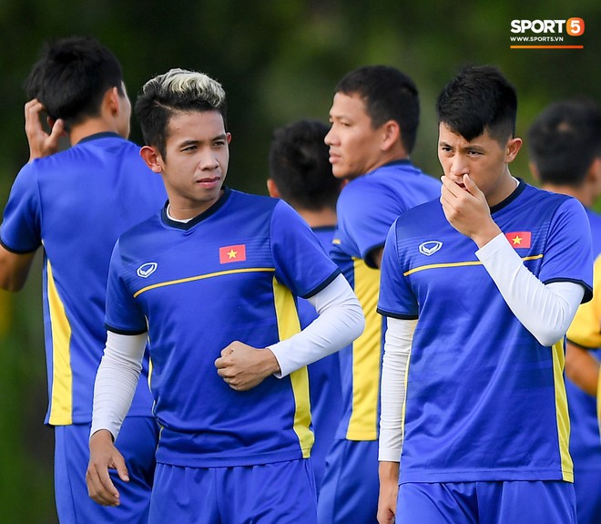 Tuyển Việt Nam tập luyện ở không gian yên bình như trong phim trước trận bán kết AFF Cup 2018  - Ảnh 8.