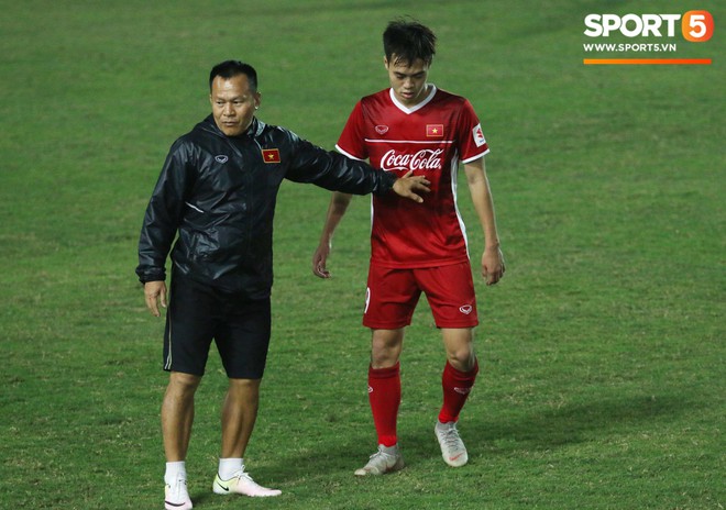 Công Phượng, Văn Toàn phải học thêm ngoài giờ trước khi lên đường sang Lào dự AFF Cup 2018 - Ảnh 6.