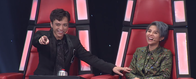 Giọng h&aacute;t Việt nh&iacute;: Cậu b&eacute; với biểu cảm như &ocirc;ng cụ non khiến Soobin Ho&agrave;ng Sơn kh&ocirc;ng nhịn được cười - Ảnh 4.